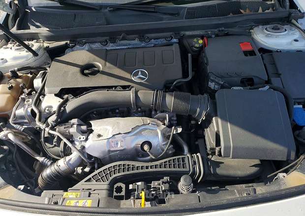 Mercedes-Benz A 220