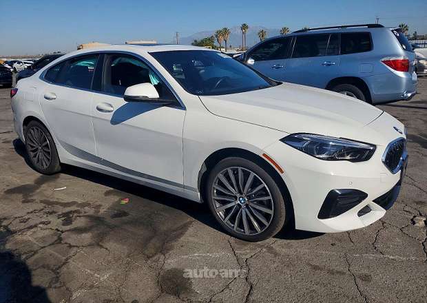BMW 228