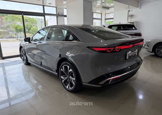 Mazda EZ-6
