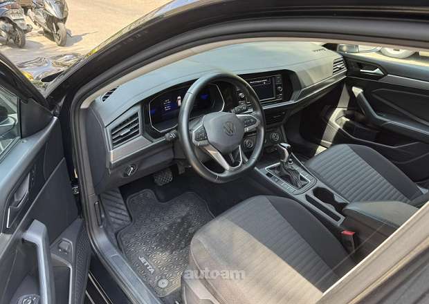 Volkswagen Jetta 2022 — լուսանկար 7