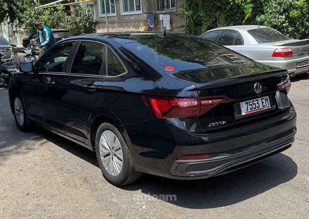 Volkswagen Jetta 2022 — լուսանկար 4