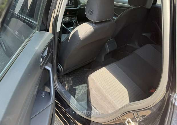 Volkswagen Jetta 2022 — լուսանկար 9