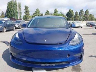Tesla Model 3  2022 