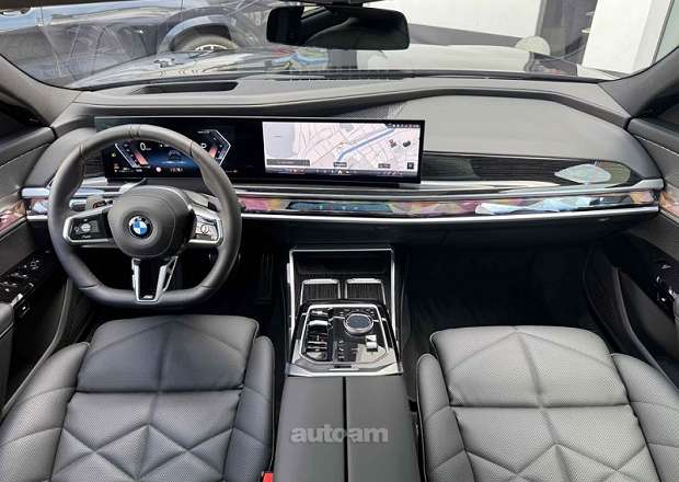 BMW 740