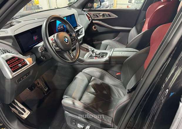 BMW XM