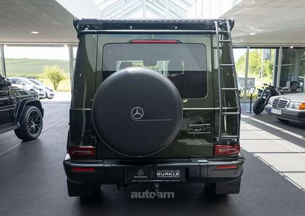 Mercedes-Benz G 400