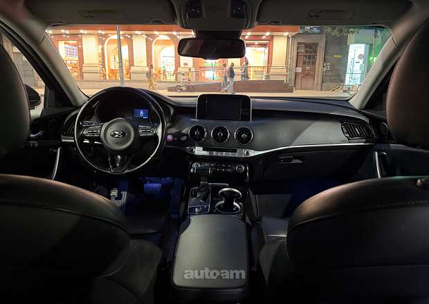Kia Stinger 2017 — լուսանկար 12