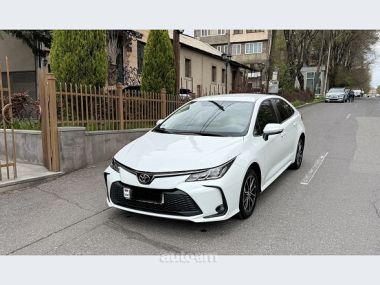 Toyota Corolla  2024 