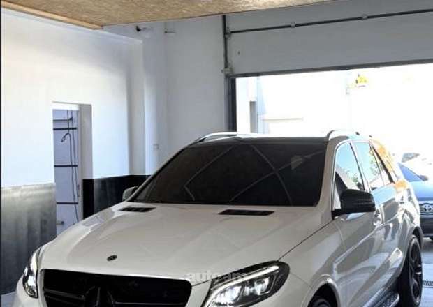 Mercedes-Benz ML 63 AMG 2013 — լուսանկար 4