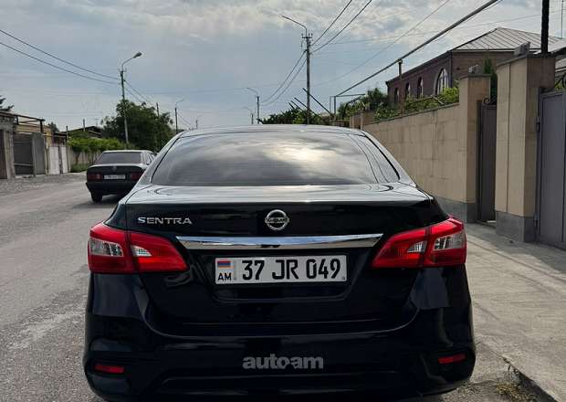 Nissan Sentra