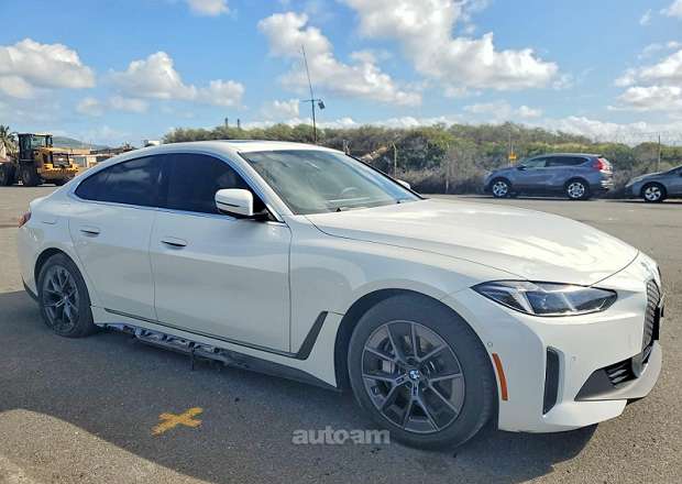 BMW i4
