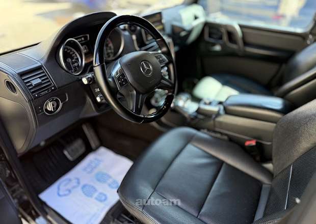 Mercedes-Benz G 500