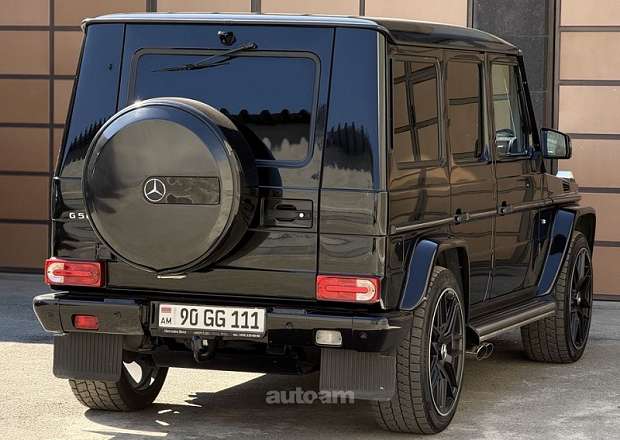 Mercedes-Benz G 500
