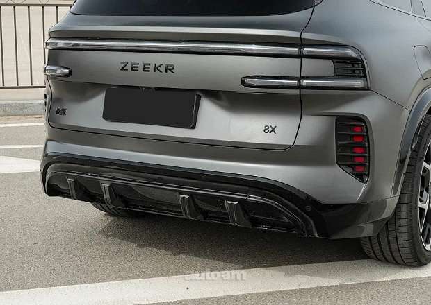 Zeekr 8X