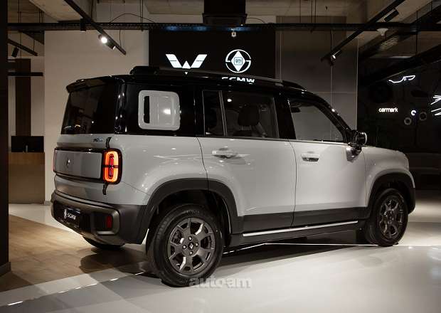 WULING Yep Plus