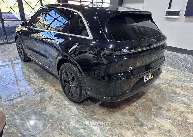 Lixiang i6