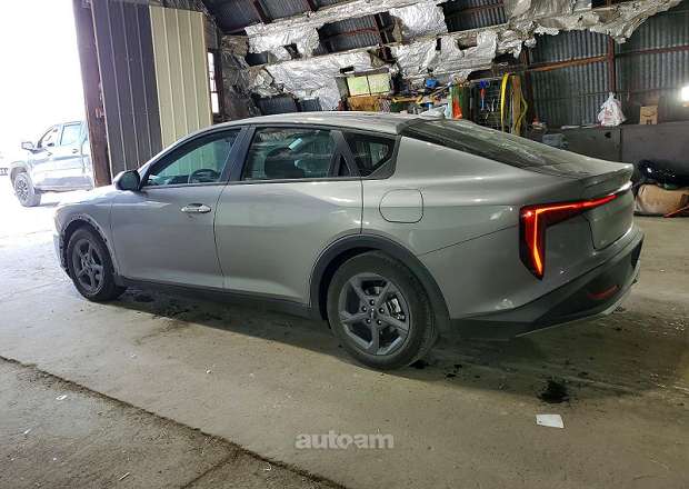 Kia K4
