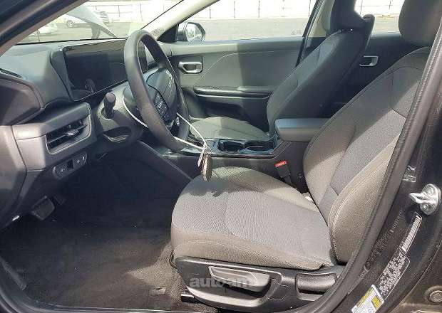 Kia K4