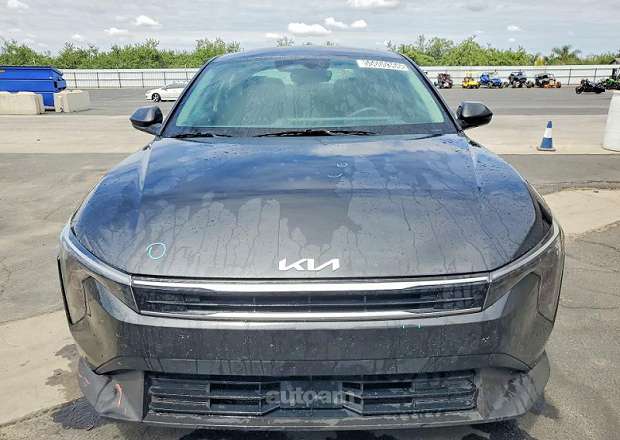 Kia K4