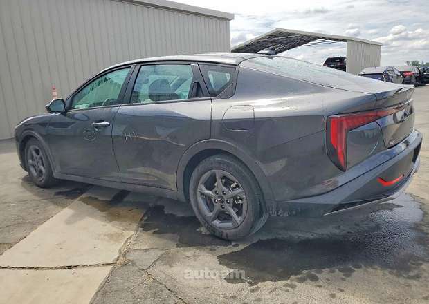 Kia K4
