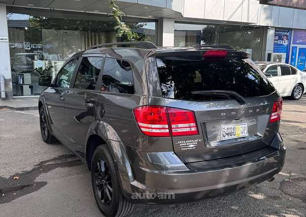 Dodge Journey 2020 — լուսանկար 4
