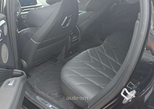BMW XM