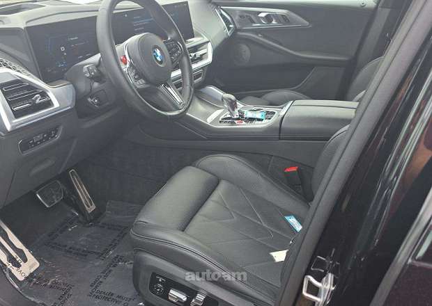 BMW XM