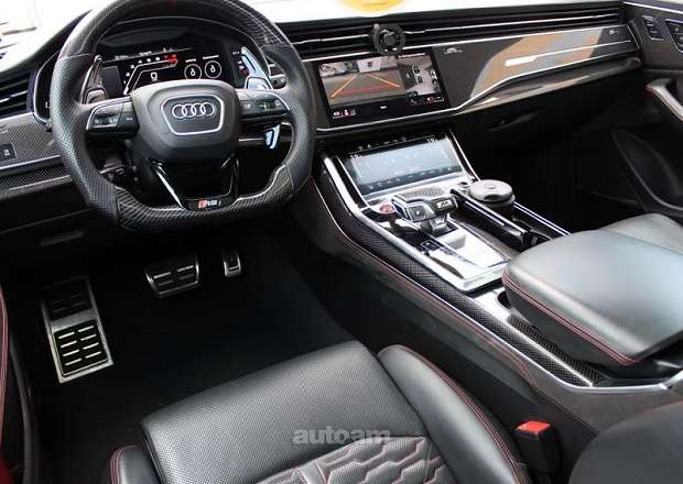 Audi RSQ8