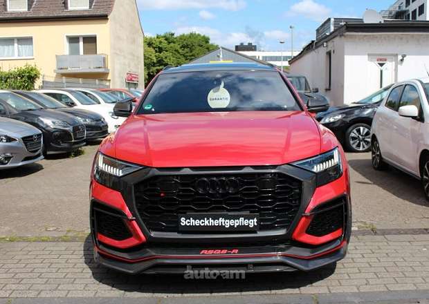 Audi RSQ8