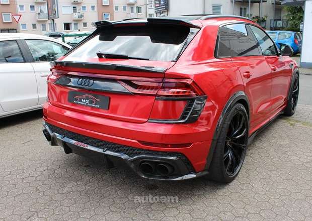 Audi RSQ8