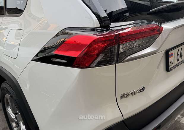 Toyota Rav 4