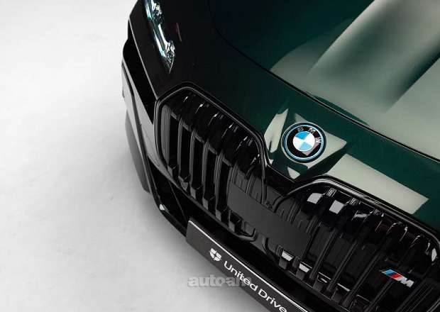 BMW i7