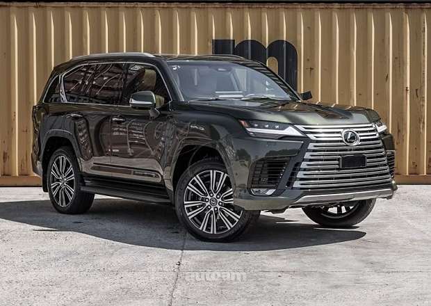 Lexus LX 700