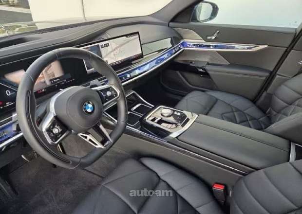 BMW 740
