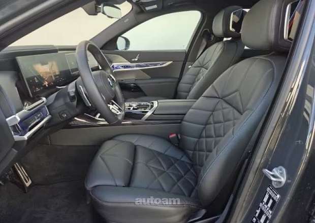 BMW 740