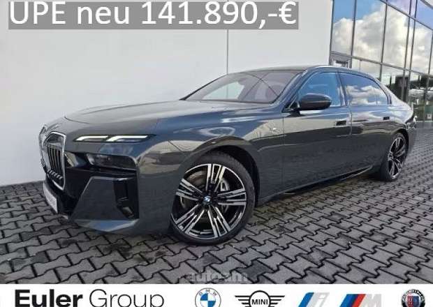 BMW 740