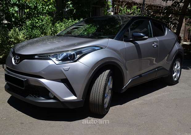 Toyota C-HR 2018 — фото 3