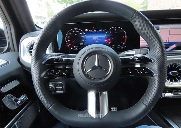 Mercedes-Benz G 400