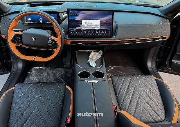 Changan Deepal SL03