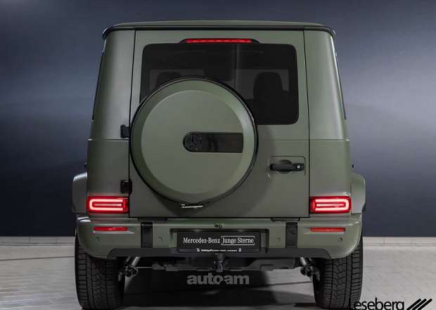 Mercedes-Benz G 400