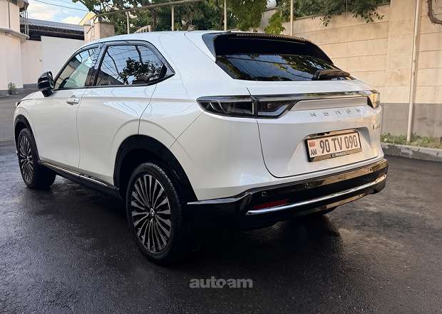 Honda e:NS1