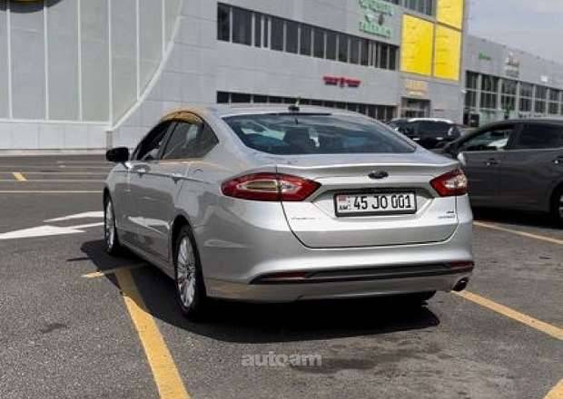 Ford Fusion
