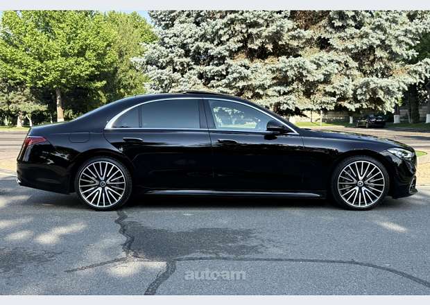 Mercedes-Benz S 500