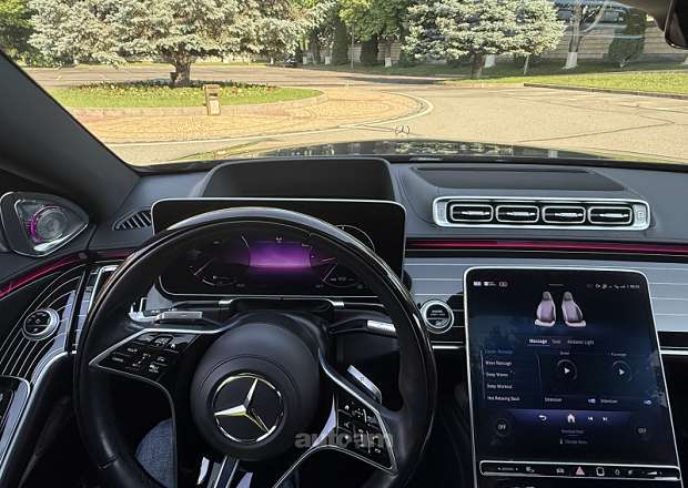Mercedes-Benz S 500