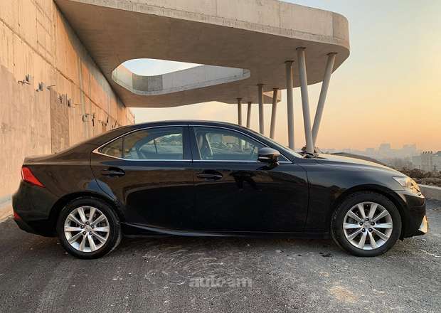 Lexus IS 250