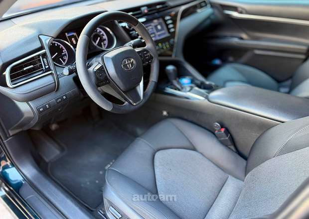 Toyota Camry 2018 — լուսանկար 6