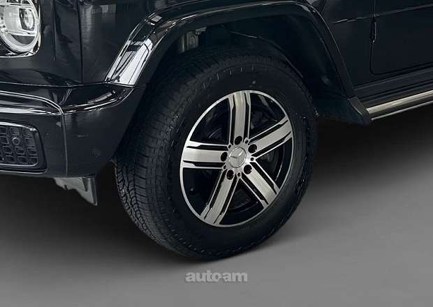 Mercedes-Benz G 500