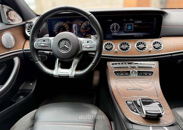 Mercedes-Benz E 43 AMG