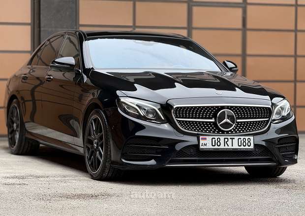 Mercedes-Benz E 43 AMG