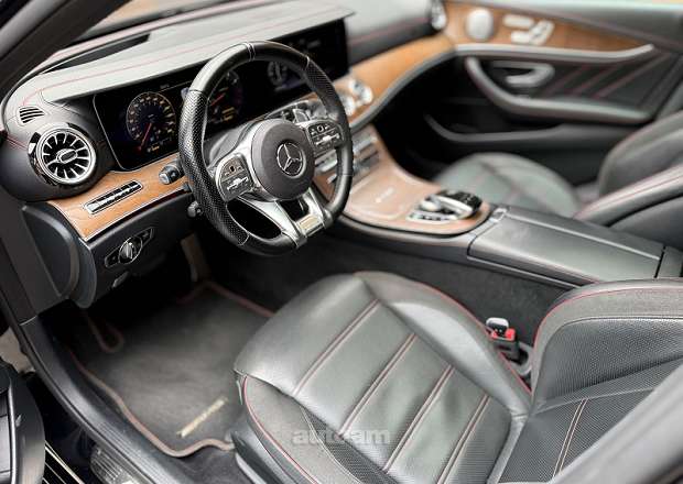 Mercedes-Benz E 43 AMG